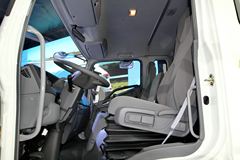 江淮帅铃 威司达W530中卡 165马力 4X2 6.75米栏板载货车底盘(HFC1121P70K1E1)