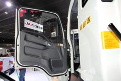 江淮帅铃 威司达W530中卡 165马力 4X2 6.75米栏板载货车底盘(HFC1121P70K1E1)