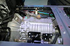 江淮帅铃 威司达W530中卡 165马力 4X2 6.75米栏板载货车底盘(HFC1121P70K1E1)