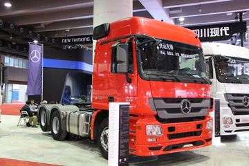 奔驰 Actros重卡 440马力 6X2牵引车(型号2644)