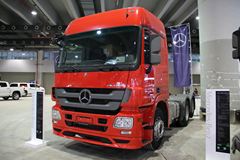 奔驰 Actros重卡 440马力 6X2牵引车(型号2644)
