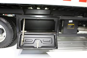 ���� ˧��Q3 120���� 4X2 ���ϳ�(խ�����)ͼƬ