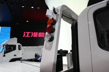 ���� ˧��Q3 120���� 4X2 ���ϳ�(խ�����)ͼƬ