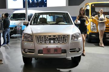 江铃 宝典 2016款 新时尚版 加长舒适款 2.4L汽油 双排皮卡