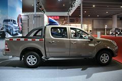 福田 拓陆者B 2.8L柴油 95马力 两驱 双排皮卡