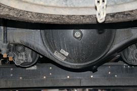 东风天锦&nbsp;扫路车底盘图片