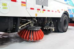 东风 天锦 180马力 4X2 扫路车(EQ5160TXS4)