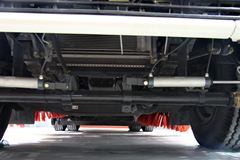 东风 天锦 180马力 4X2 扫路车(EQ5160TXS4)