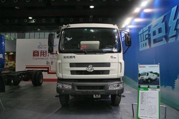 东风柳汽底盘 扫路车外观图片