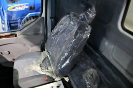 东风柳汽底盘&nbsp;扫路车驾驶室图片