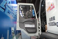 东风柳汽 乘龙 180马力 4X2 扫路车(ZLJ5163TSLLE4)