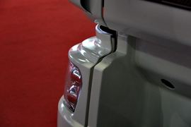 东风柳汽底盘&nbsp;扫路车外观图片