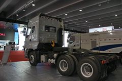 东风柳汽 乘龙M5重卡 400马力 6X4牵引车(玉柴M3)(LZ4251QDCA)