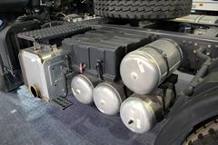 东风柳汽 乘龙M5重卡 400马力 6X4牵引车(玉柴M3)(LZ4251QDCA)