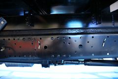 庆铃 五十铃100P 98马力 4.25米单排厢式轻卡(QL5042XXY3HAR)