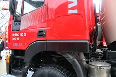 上汽红岩 杰狮C100 390马力 8X4 粉粒物料运输车