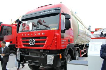 上汽红岩 杰狮C100 390马力 8X4 粉粒物料运输车