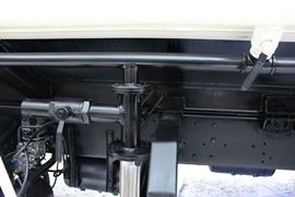 杰狮&nbsp;粉粒物料运输车底盘图片