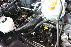 东风股份 御风 136马力 封闭厢式货车