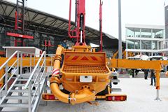 三一 38米混凝土泵车(中国重汽底盘) 三一 38米混凝土泵车(中国重汽底盘)