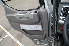东风柳汽 乘龙M7重卡 高速版 430马力 6X4牵引车(潍柴)(LZ4251QDCA)