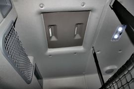 NG80&nbsp;牵引车驾驶室                                               图片