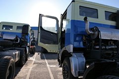 北奔 V3重卡 336马力 8X4自卸车底盘(国五)(ND1310DD5J7Z00)