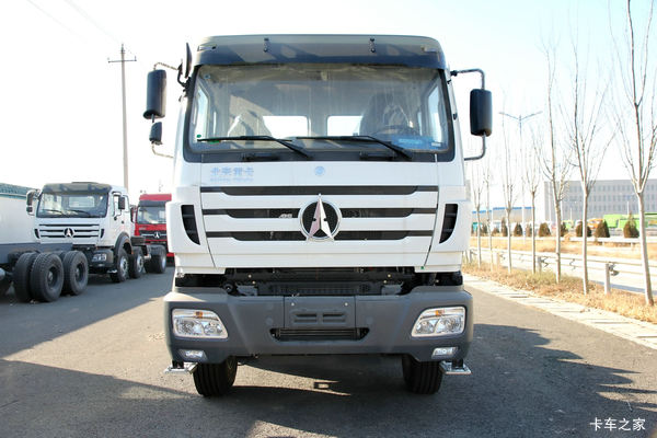 北奔 NG80重卡 375马力 6X4牵引车(ND4250BD5J6Z01)