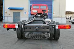 北奔 NG80系列重卡 336马力 8X4 9米载货车(ND1316D41J)