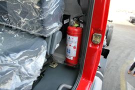 NG80&nbsp;载货车驾驶室                                               图片