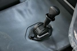 NG80&nbsp;载货车驾驶室                                               图片