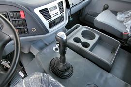 NG80&nbsp;载货车驾驶室                                               图片