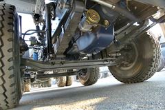 北奔 V3M重卡 340马力 6X2 牵引车(ND4240L23J7Z00)