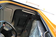 北奔V3重卡 336马力 4X2 牵引车(ND4181A35J)(出口版)