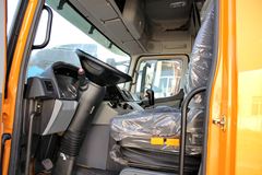 北奔V3重卡 336马力 4X2 牵引车(ND4181A35J)(出口版)