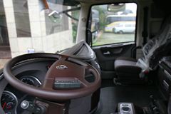 东风商用车 天龙旗舰KX 480马力 6X4 AMT自动挡牵引车(高配)(DFH4250C)