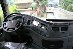 东风商用车 天龙旗舰KX 480马力 6X4 AMT自动挡牵引车(高配)(DFH4250C)