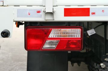  800H 152 4.7ŰῨ(JX1083TPKA2)ͼƬ