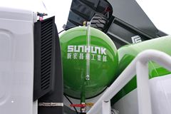 中国重汽 HOWO-T7H 360马力 8X4 混凝土搅拌车(ZZ1317N366HD1)