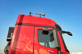 北奔V3HT&nbsp;牵引车外观                                                图片