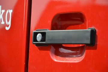 �����ؿ� ����F3000 �������� 380���� 6X4 LNGǣ����(SX4258NT384TL)ͼƬ