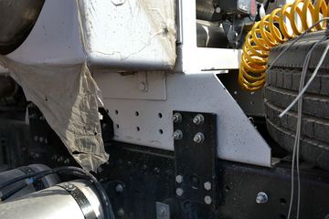 �����ؿ� ����F3000 �������� 380���� 6X4 LNGǣ����(SX4258NT384TL)ͼƬ