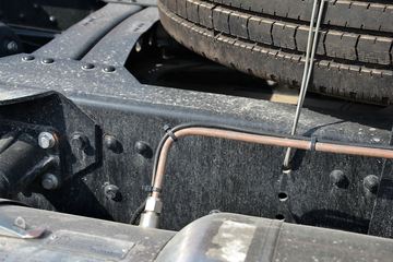 �����ؿ� ����F3000 �������� 380���� 6X4 LNGǣ����(SX4258NT384TL)ͼƬ