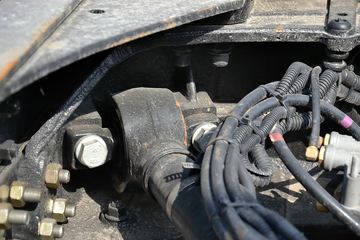 �����ؿ� ����F3000 �������� 380���� 6X4 LNGǣ����(SX4258NT384TL)ͼƬ