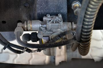 �����ؿ� ����F3000 �������� 380���� 6X4 LNGǣ����(SX4258NT384TL)ͼƬ