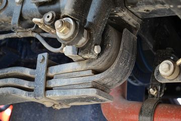 �����ؿ� ����F3000 �������� 380���� 6X4 LNGǣ����(SX4258NT384TL)ͼƬ