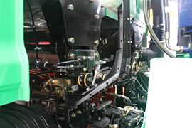 汉马H6&nbsp;自卸车底盘                                                图片