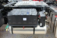 华菱 汉马重卡 375马力 4X2牵引车(HN4182A31C4M4)