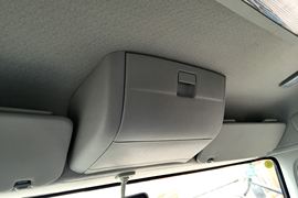 东风天龙&nbsp;液化气体运输车驾驶室图片