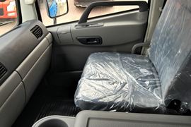 东风天龙&nbsp;液化气体运输车驾驶室图片